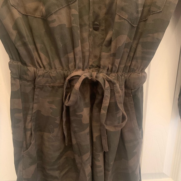 New. Never worn. Camo Short Jumpsuit. - Picture 4 of 4